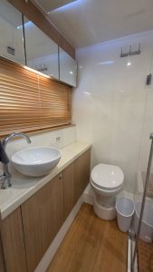 bath, Aquila 44, trawler for sale