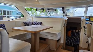 salon, Aquila 44, trawler for sale