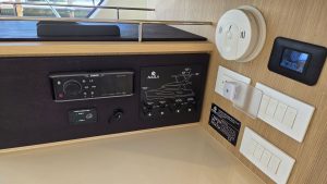 navigation station, Aquila 44, trawler for sale