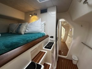 bed, Voyage 520, catamaran for sale