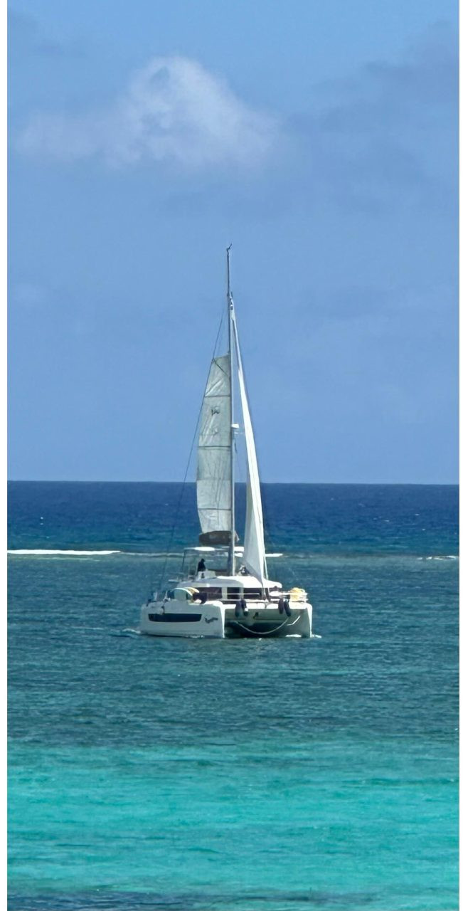 exterior, Bali 4.8, catamaran for sale