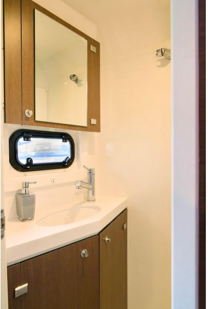 bath, Bali 4.8, catamaran for sale