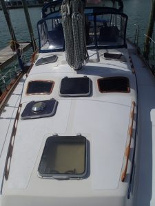 deck, Irwin, sailboat for sale