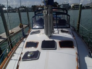 deck, Irwin, sailboat for sale