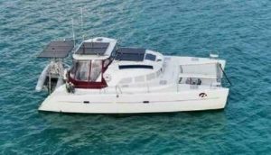 exterior, Lagoon 380, trawler for sale
