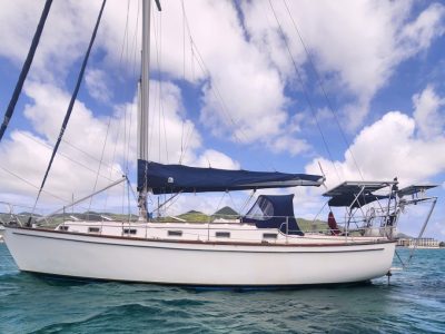 Island Packet 38, sailboat for sale