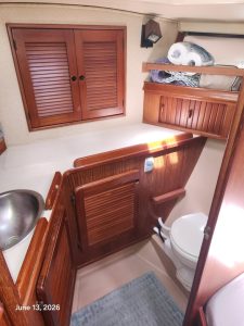bath, Island Packet 38, sailboat for sale