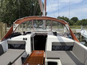 cockpit, Jeanneau, sailboat for sale