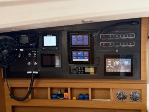 navigation station, Jeanneau, sailboat for sale