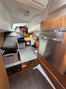 interior, Jeanneau, sailboat for sale
