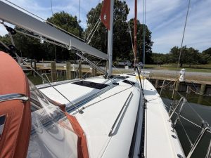 deck, Jeanneau, sailboat for sale