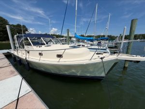 exterior, Mainship 34, trawler for sale