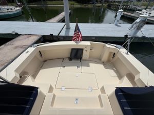 cockpit, Mainship 34, trawler for sale
