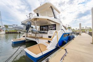 deck, Leopard 43 PowerCat, trawler for sale