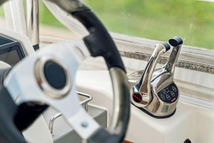 helm, Leopard 43 PowerCat, power catamaran for sale