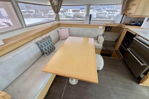 salon, Lagoon 450, catamaran for sale