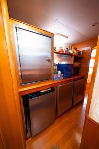 interior, Lagoon 500, catamaran for sale