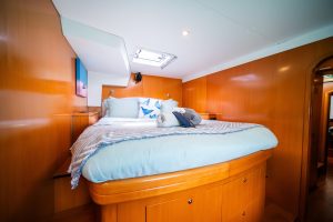 bed, Lagoon 500, catamaran for sale