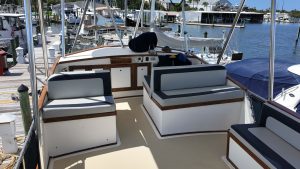 cockpit, Grand Banks 42 Classic, trawler for sale