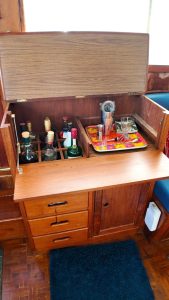 interior, Grand Banks 42 Classic, trawler for sale