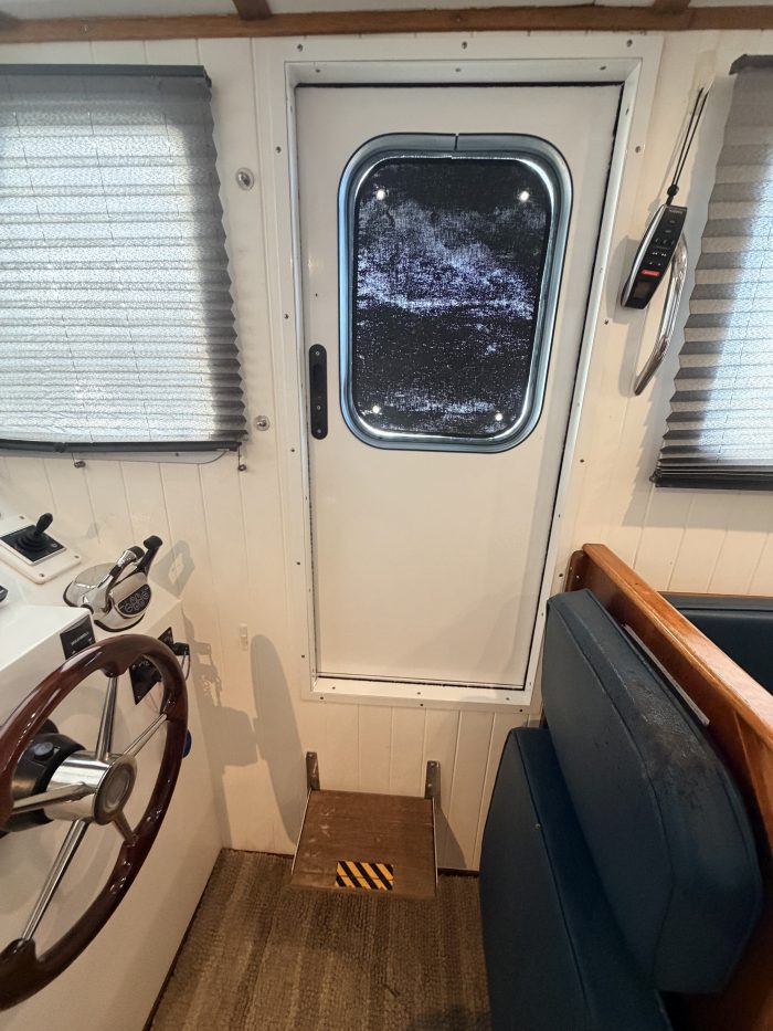 salon, Great Harbour TT35, trawler for sale