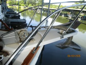 deck, Grand Banks 46 Classic, trawler for sale