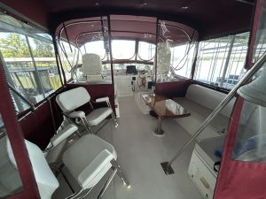 cockpit, Grand Banks 46 Classic, trawler for sale