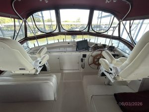 helm, Grand Banks 46 Classic, trawler for sale