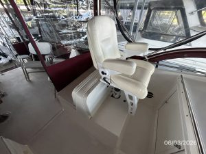 cockpit, Grand Banks 46 Classic, trawler for sale