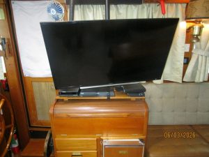 salon, Grand Banks 46 Classic, trawler for sale