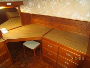 interior, Grand Banks 46 Classic, trawler for sale