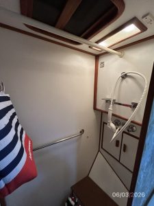bath, Grand Banks 46 Classic, trawler for sale
