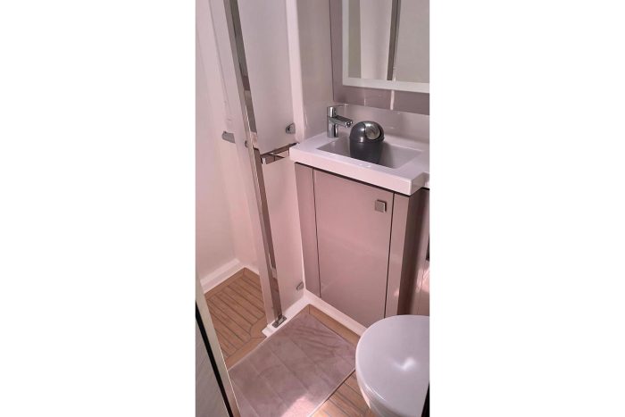 bath, FP 47 Saona, catamaran for sale
