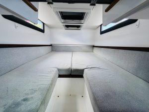 bed, Axopar, trawler for sale