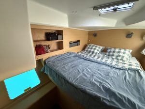 bed, Lagoon 380, catamaran for sale