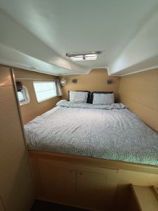 bed, Lagoon 380, catamaran for sale