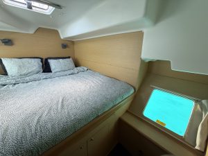 bed, Lagoon 380, catamaran for sale