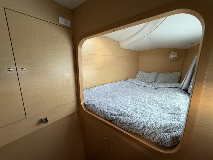 bed, Lagoon 380, catamaran for sale