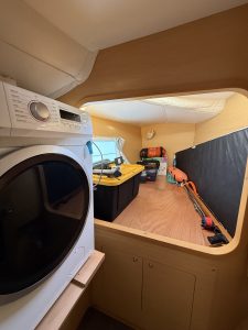 bed, Lagoon 380, catamaran for sale