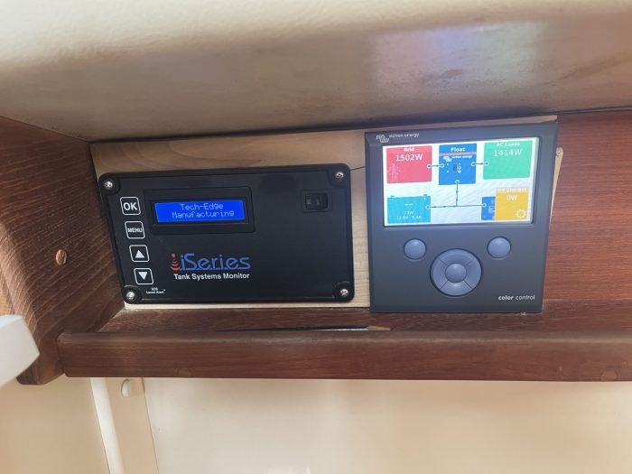 electrical, Gemini 105, catamaran for sale