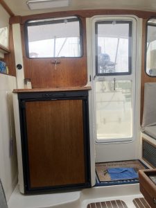 interior, Gemini 105, catamaran for sale