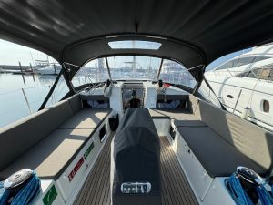 cockpit, Jeanneau 490, sailboat for sale