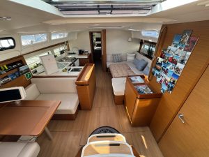 salon, Jeanneau 490, sailboat for sale