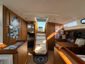 navigation station, Jeanneau 490, sailboat for sale