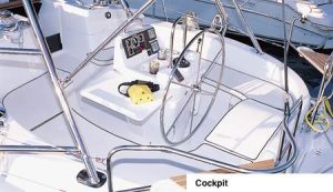 cockpit, Hunter, sailboat for sale