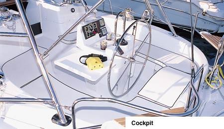 cockpit, Hunter, sailboat for sale