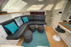 salon, Voyage 440, catamaran for sale