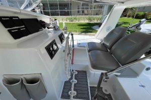 helm, Voyage 440, catamaran for sale