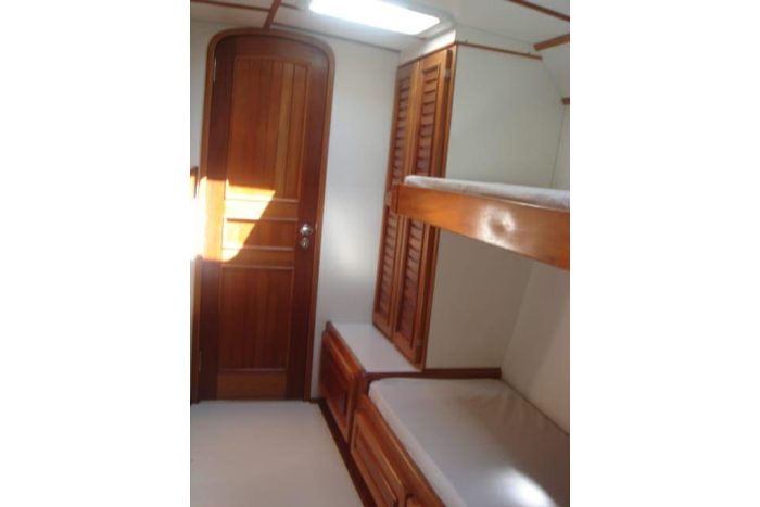 bed, Custom, power catamaran for sale