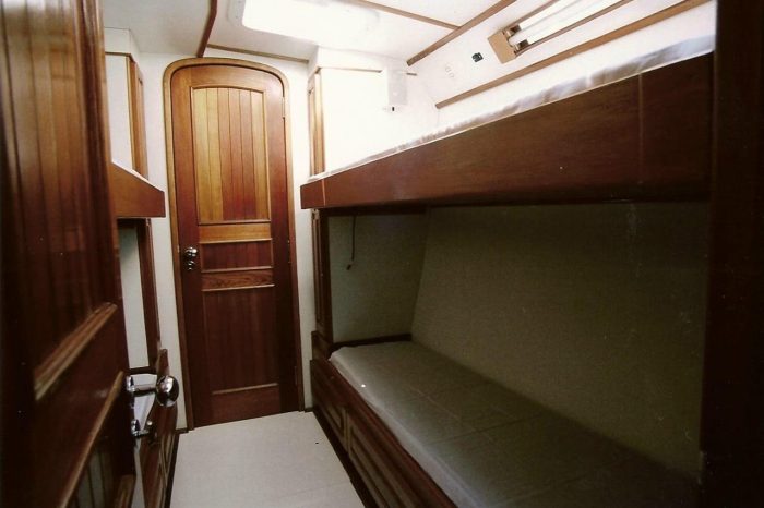 bed, Custom, power catamaran for sale